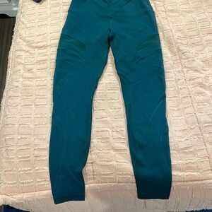 Lululemon Hi rise Wunder Under Mesh size 10